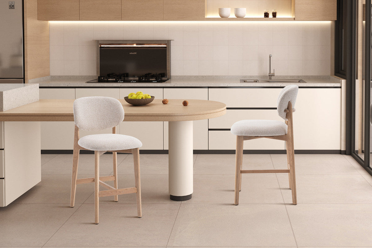 Chaise de comptoir Carmen – Chêne naturel, tissu beige – vue 3